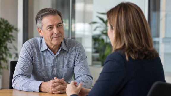 Contacter un expert retraite : quand, comment, pourquoi faire appel à un conseiller ?