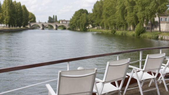 Croisières fluviales en France : options et conseils pour un voyage paisible
